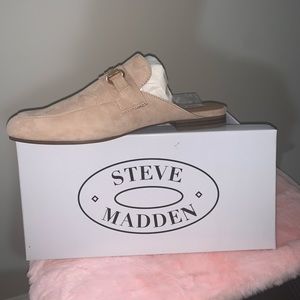 STEVE MADDEN CAMEL SUEDE MULE